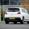 Photo Peugeot 3008 HYbrid4 I Blanc Banquise (restylée 2013) (UK