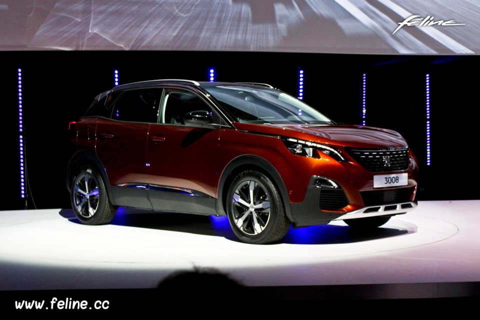 Photo 3/4 avant Peugeot 3008 II Orange Cuprite - Présentation o