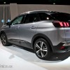 Photo 3/4 arrière Peugeot 3008 II Gris Artense - Présentation