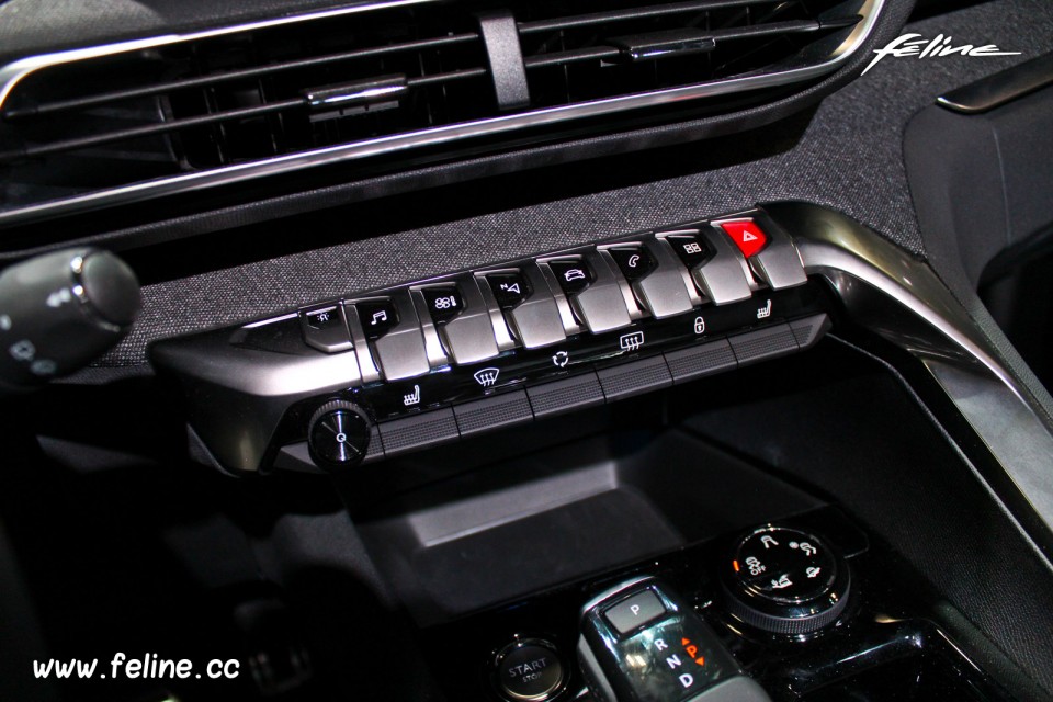 Photo console centrale nouvelle Peugeot 3008 II - Présentation