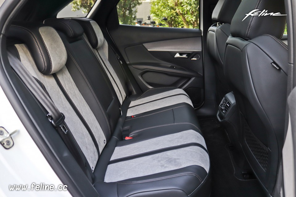 Photo Banquette Arri re Peugeot 3008 II GT HYbrid4 300 2020 Photos 