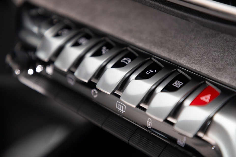 Photo Peugeot 3008 II GT HYbrid Blanc Nacré - Essais presse 202