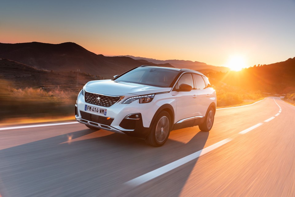 Photo Peugeot 3008 II GT HYbrid Blanc Nacré - Essais presse 202