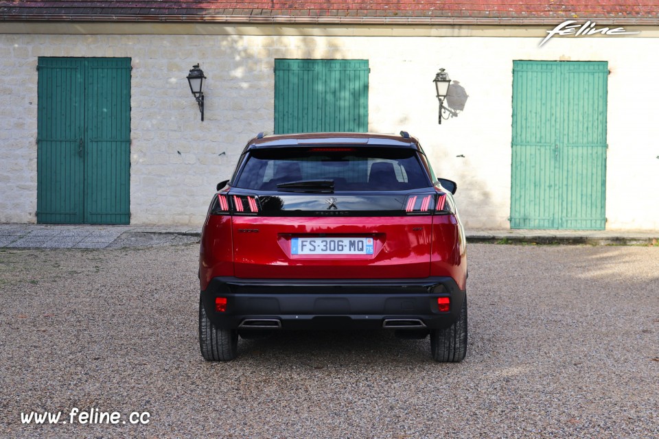 Photo face arrière Peugeot 3008 II restylée GT PureTech 180 (2