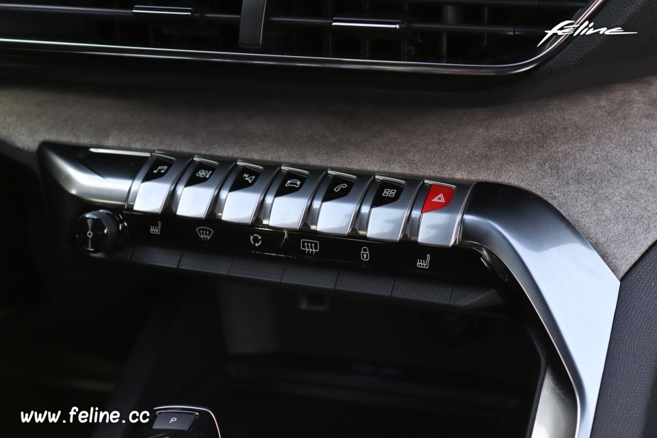 Photo touches Toggle Switches Peugeot 3008 II restylée GT PureT