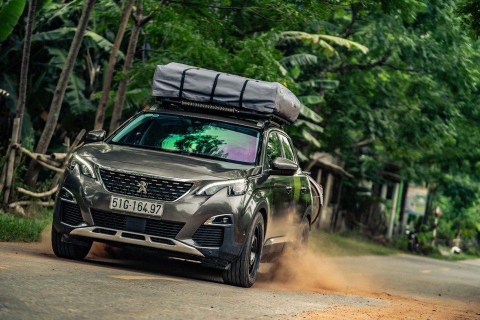 Photo Peugeot 3008 II Offroad Vietnam (2019)