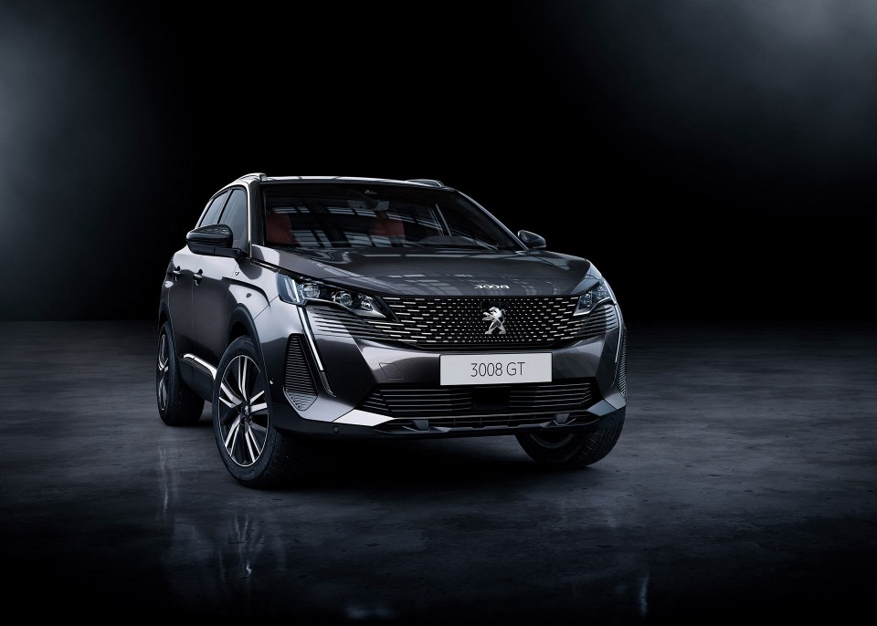 Photo 3/4 avant Peugeot 3008 II restylée Gris Platinium (2020)