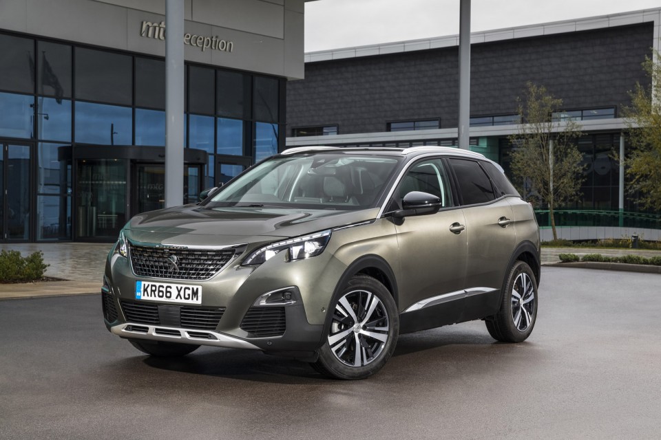 Photo officielle Peugeot 3008 II Allure Gris Amazonite (UK)