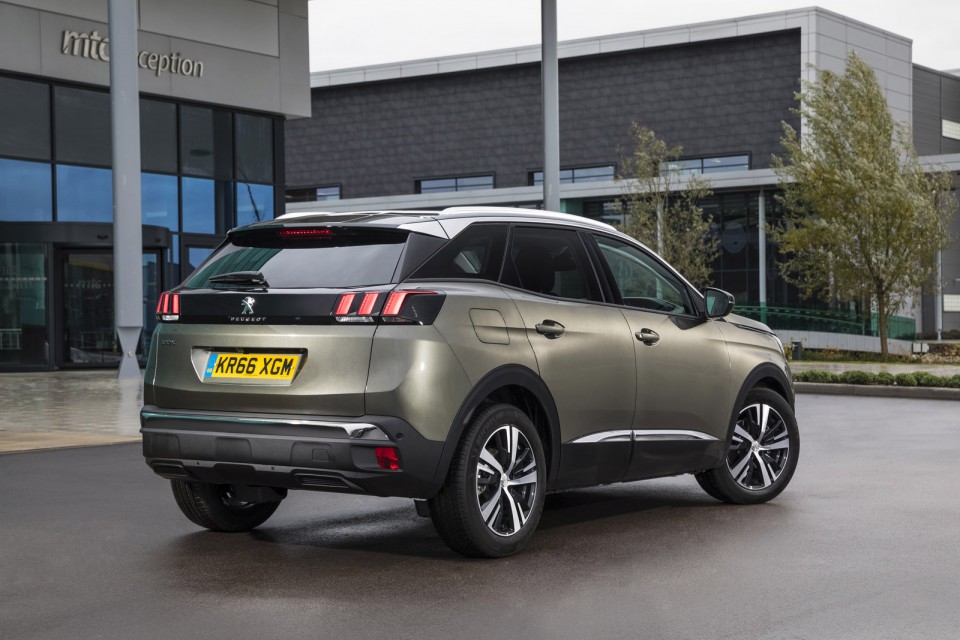 Photo officielle Peugeot 3008 II Allure Gris Amazonite (UK)