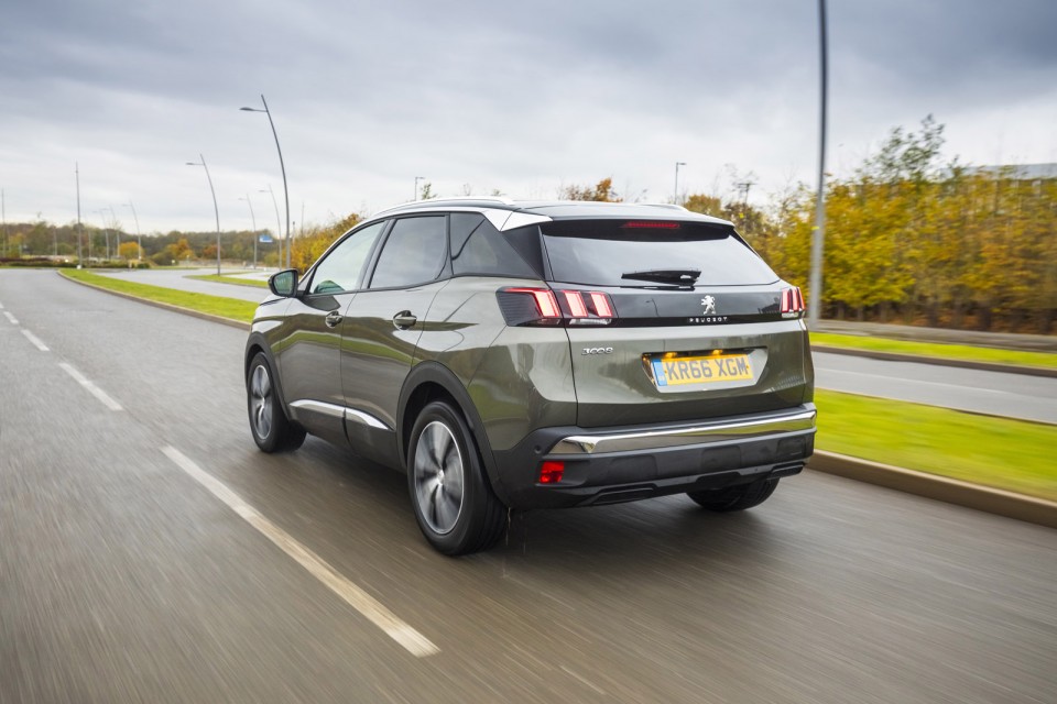 Photo officielle Peugeot 3008 II Allure Gris Amazonite (UK)