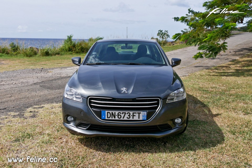 Photo face avant Peugeot 301 Active 1.6 HDi 92 (2016)