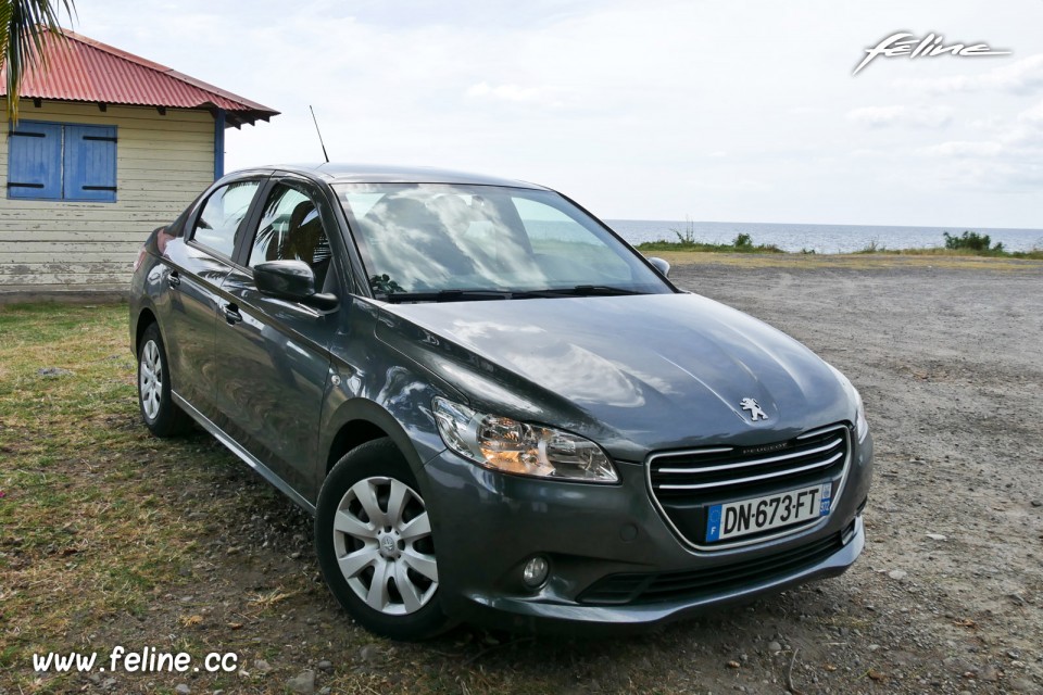 Photo 3/4 avant Peugeot 301 Active 1.6 HDi 92 (2016)