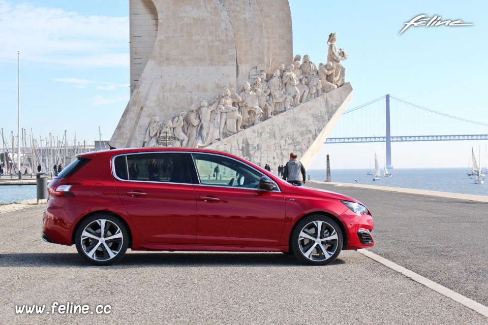 Photo profil Peugeot 308 GT Rouge Rubi - Essais 2015