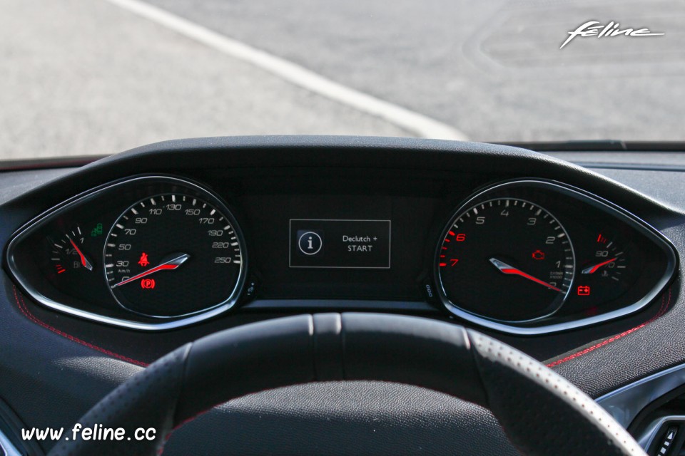 Photo compteurs Peugeot 308 GT - Essais 2015
