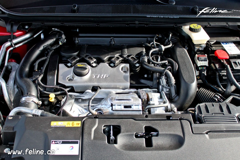 Photo moteur essence 1.6 e-THP 205 ch (EP6 FDTX) Peugeot 308 GT