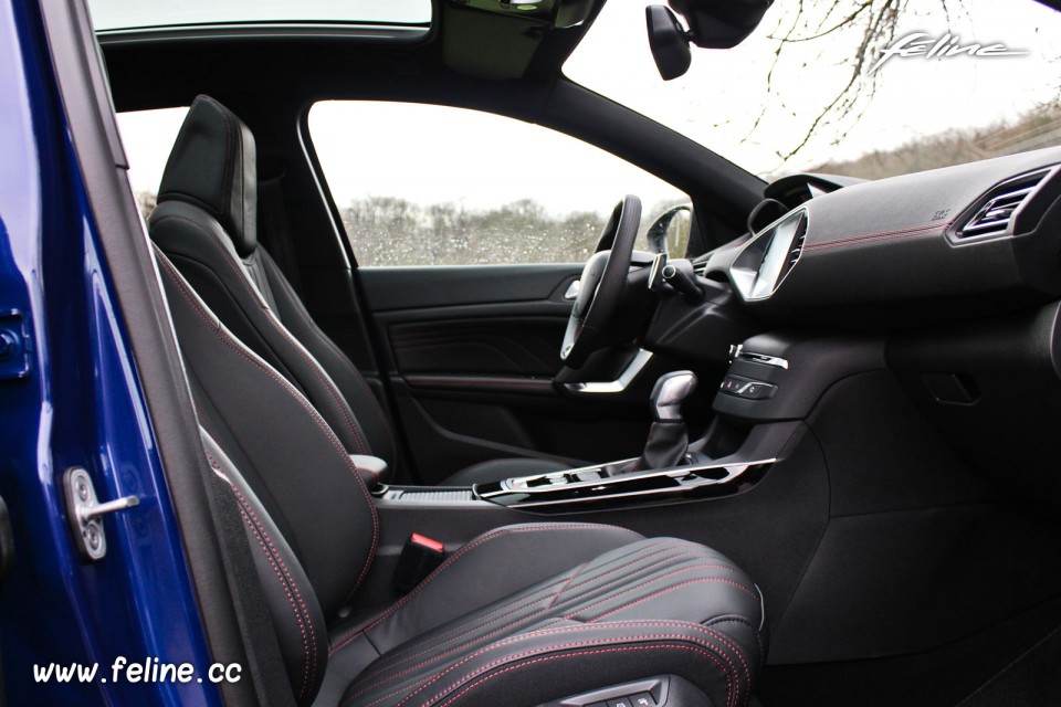 Photo sièges avant cuir Peugeot 308 GT - 2.0 BlueHDi 180