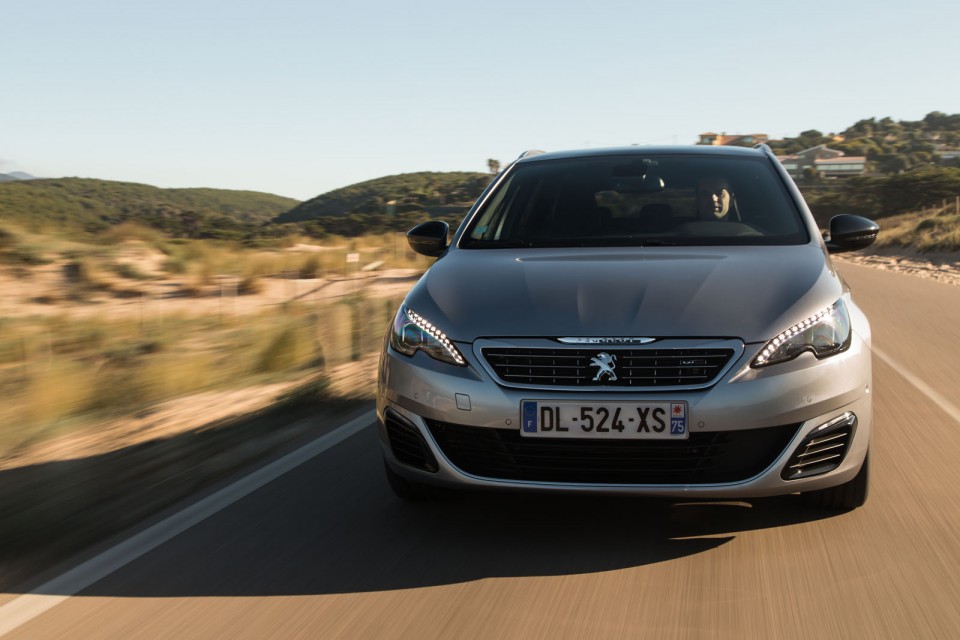 Photo Peugeot 308 SW GT Gris Artense - Essais 2015