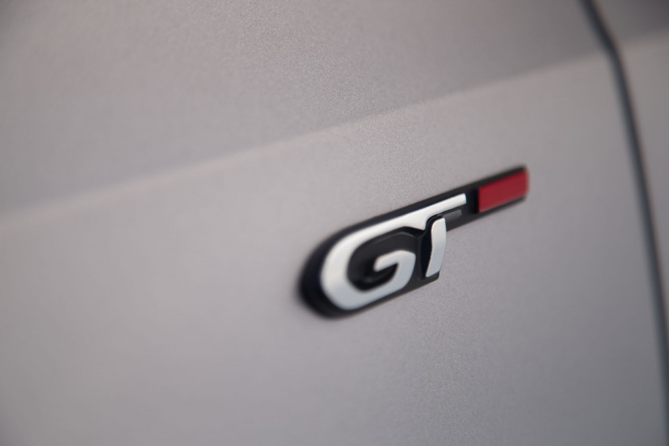 Photo sigle GT Peugeot 308 GT - Essais 2015
