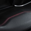 Photo détail surpiqûres rouge Peugeot 308 GT