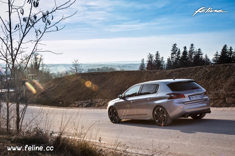 Photo essai Peugeot 308 GTi II PureTech 263 BVM6 (2019)