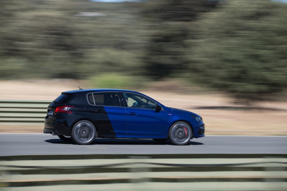 Photo profil Peugeot 308 GTi restylée Coupe Franche Bleue - Ess