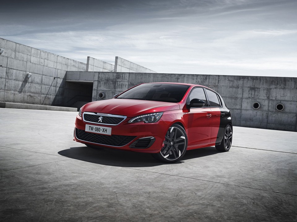 Photo officielle Peugeot 308 GTi by Peugeot Sport (2015)