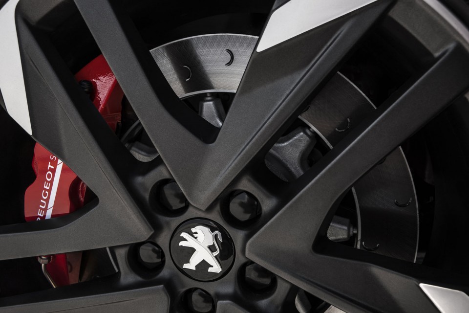 Photo disque de frein ventilé Peugeot 308 GTi by Peugeot Sport