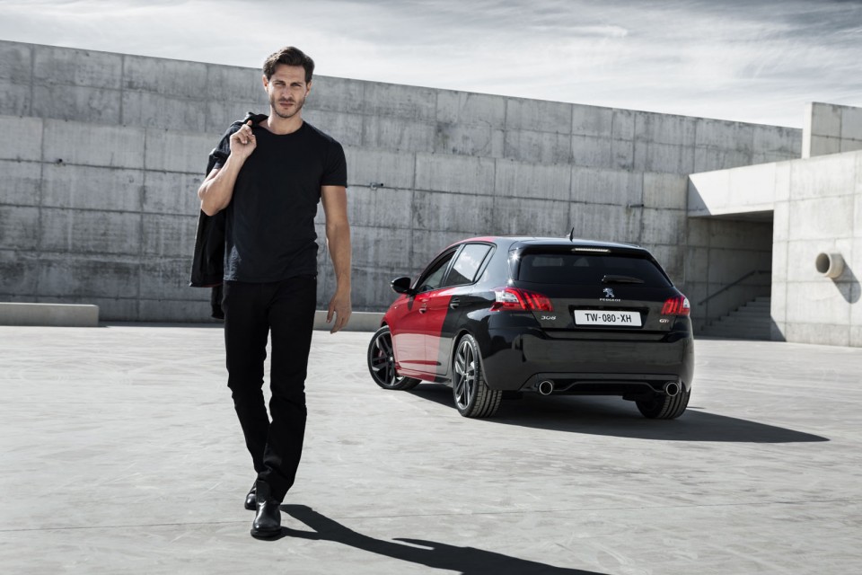 Photo officielle Peugeot 308 GTi by Peugeot Sport (2015)