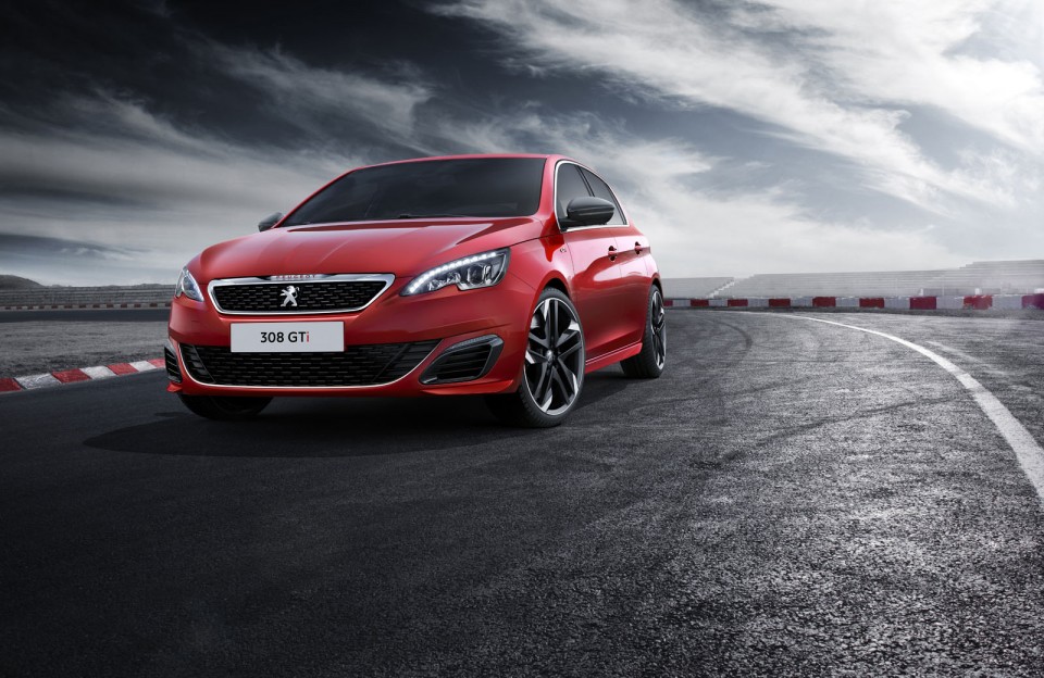 Photo Rouge Ultimate Peugeot 308 GTi by Peugeot Sport (2015)