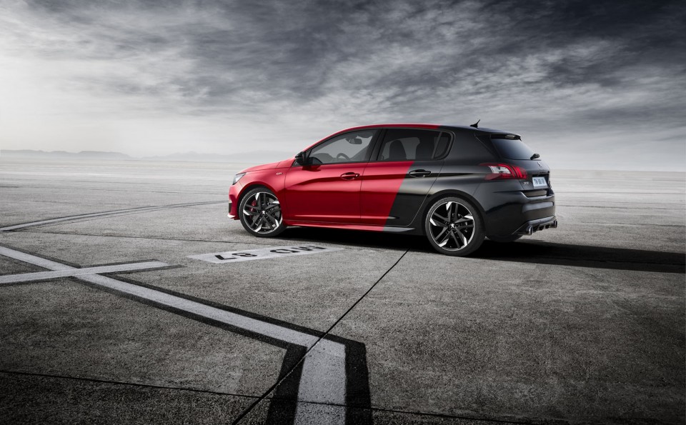 Photo officielle Peugeot 308 GTi (2015)