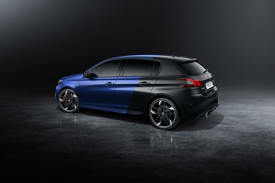 Photo 3/4 arrière Peugeot 308 GTi by Peugeot Sport restylée (2