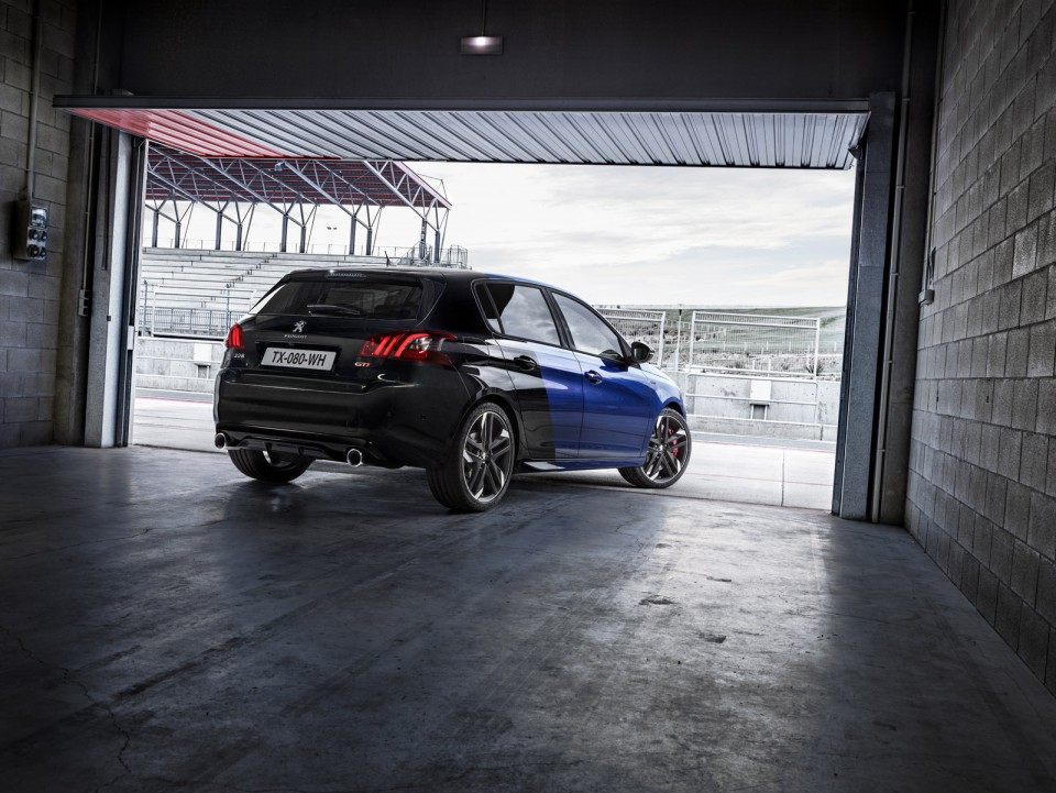 Photo officielle Peugeot 308 GTi restylée (2017)