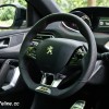 Photo volant cuir spécifique Peugeot 308 SW GT Blanc Nacré - 1