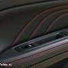 Photo surpiqures rouges porte Peugeot 308 SW GT Blanc Nacré - 1