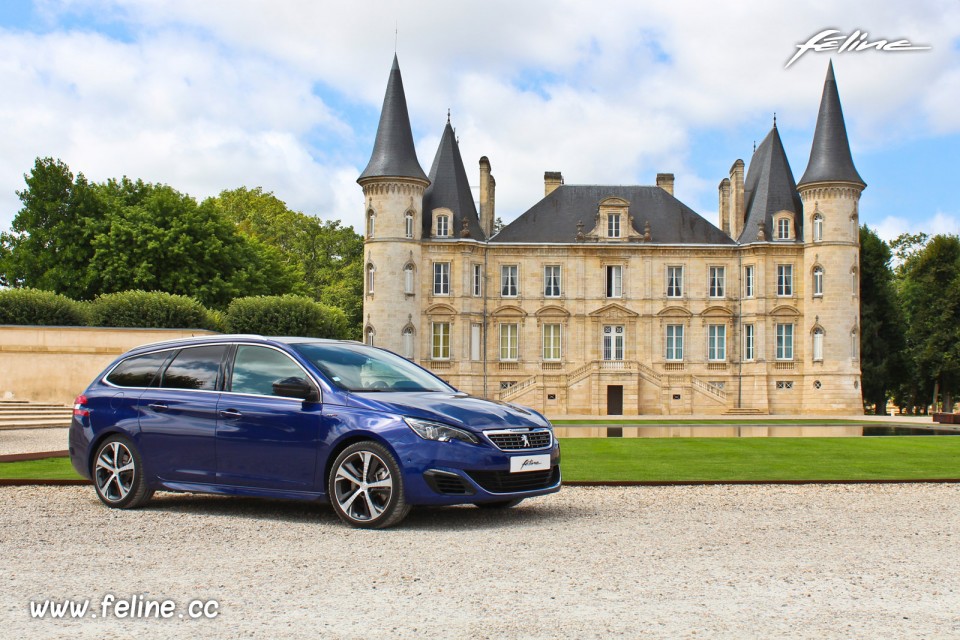 Photo essai Peugeot 308 SW GT Bleu Magnetic - 2.0 BlueHDi 180 EA