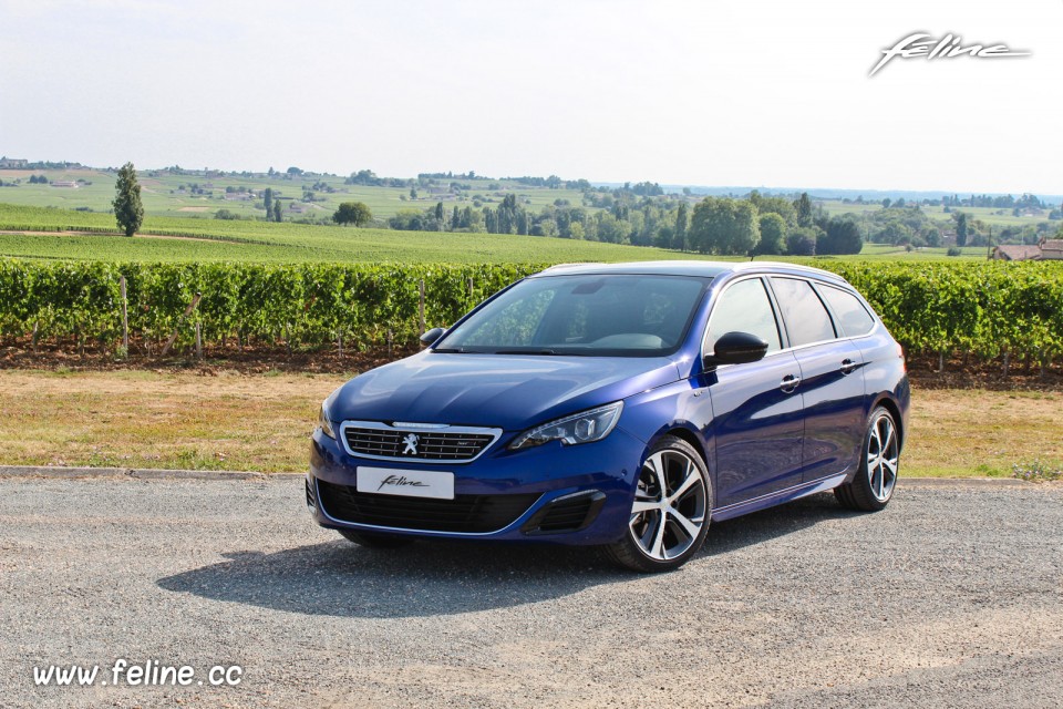 Photo essai Peugeot 308 SW GT Bleu Magnetic - 2.0 BlueHDi 180 EA