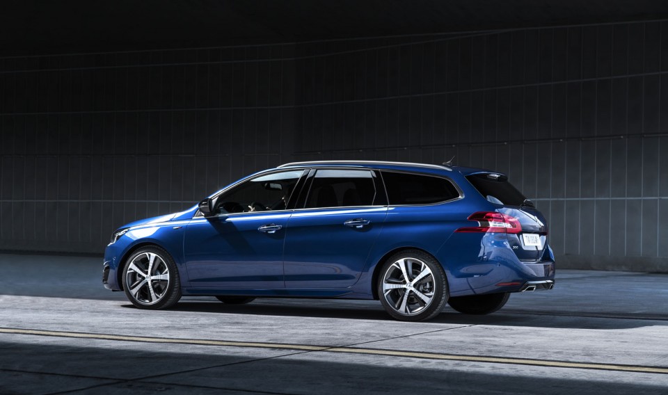 Photo Peugeot 308 SW GT Bleu Magnetic