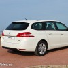 Photo 3/4 arrière Peugeot 308 SW II Business Pack Blanc Nacré - 1.6 BlueHDi 120