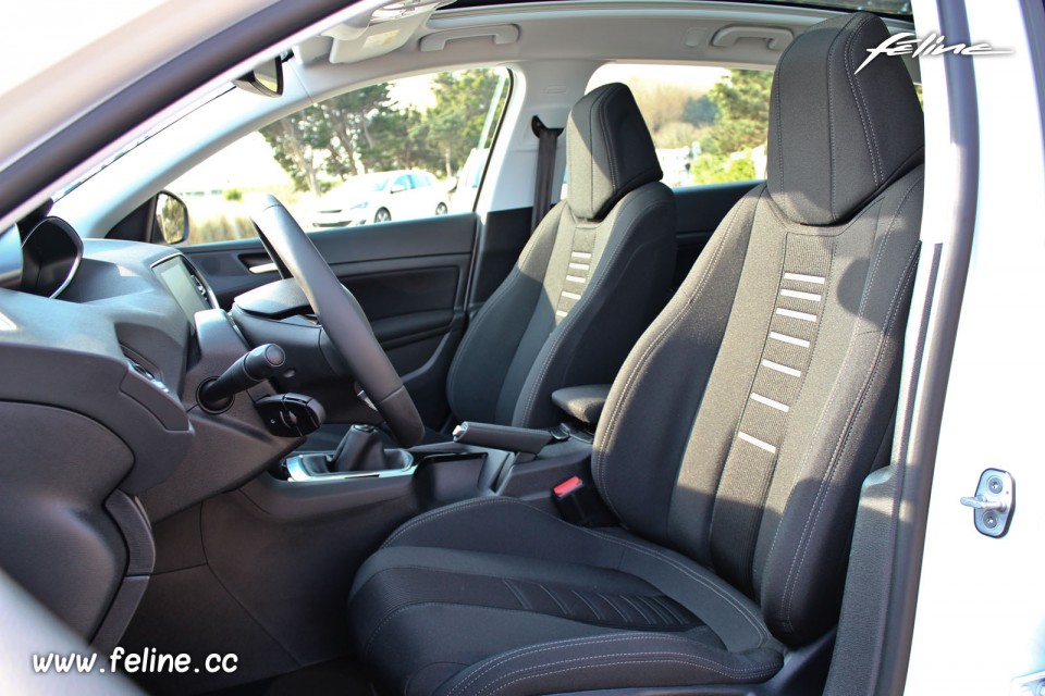 Photo sièges avant Peugeot 308 SW II Business Pack