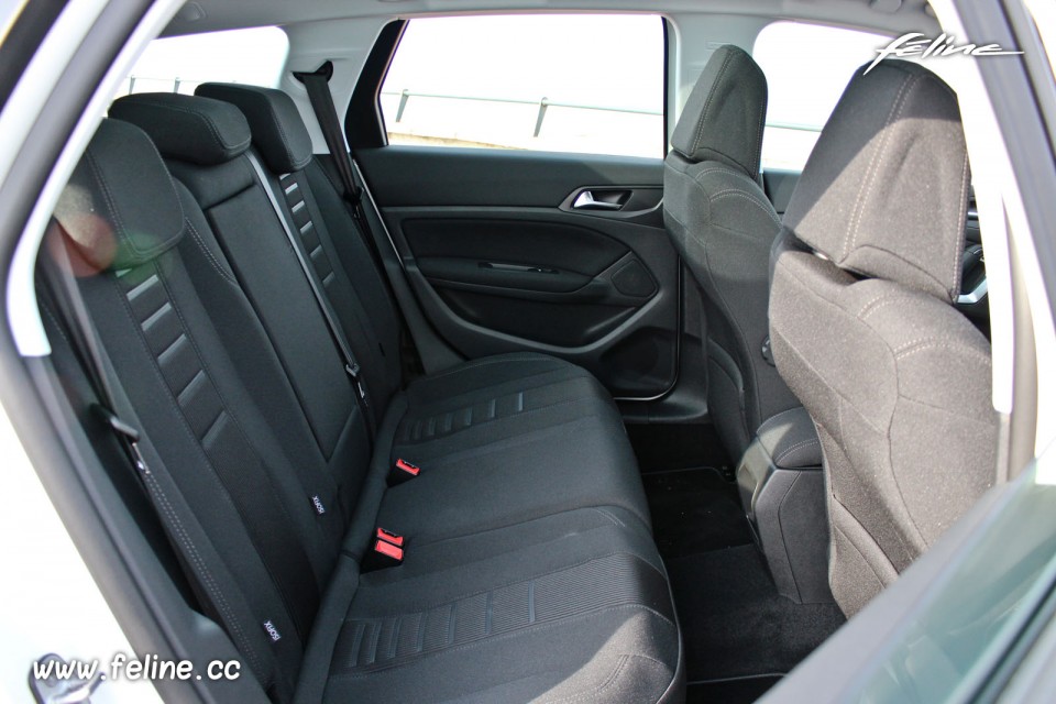 Photo banquette arrière Peugeot 308 SW II Business Pack