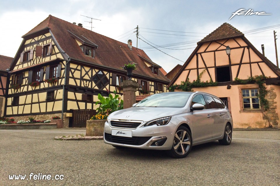 Photo Beblenheim Peugeot 308 SW II Féline Gris Aluminium - 2.0 BlueHDi 150 EAT6