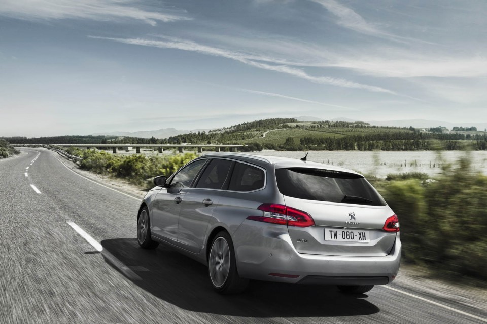 Photo Peugeot 308 SW II Féline Gris Artense