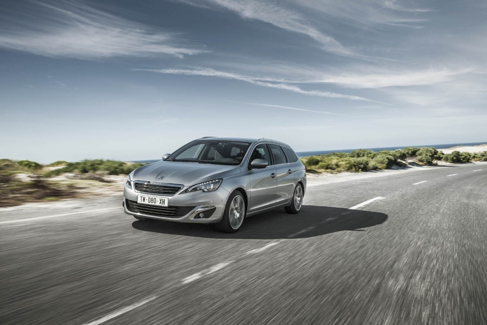 Photo Peugeot 308 SW II Féline Gris Artense