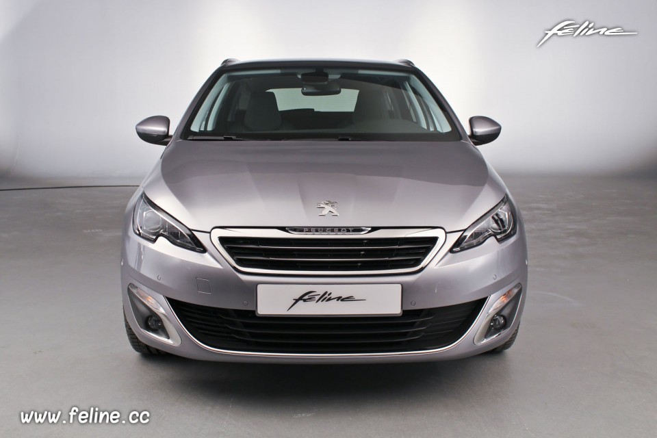 Photo face avant Peugeot 308 break SW II Féline Gris Artense