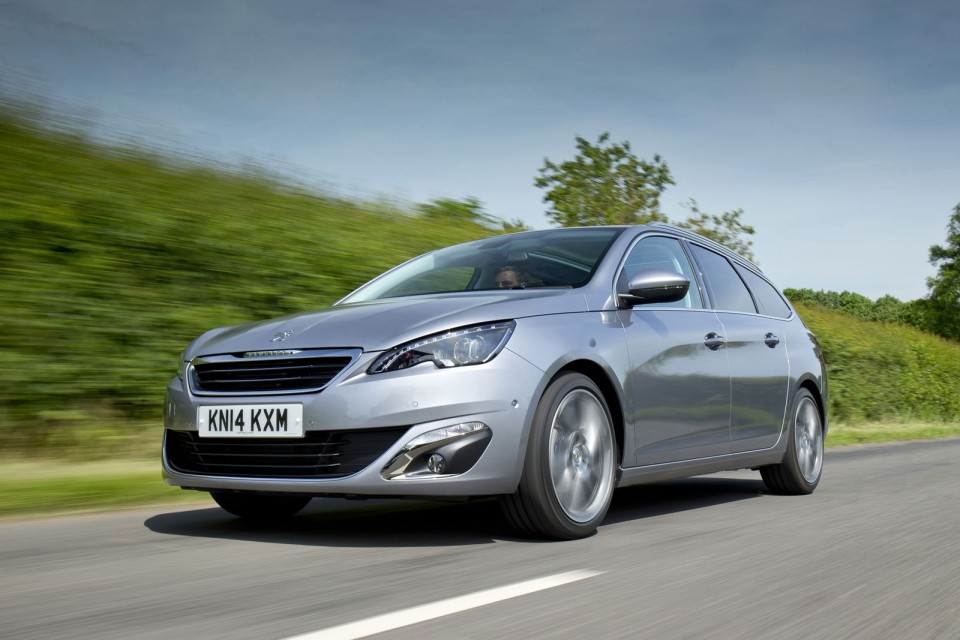 Photo Peugeot 308 SW II Féline Gris Aluminium (UK)