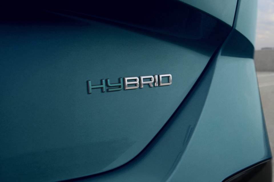 Photo sigle HYbrid Peugeot 308 SW III break (2021)