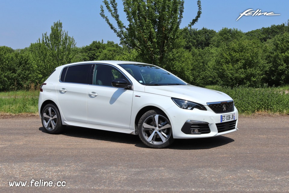 Photo 3/4 avant Peugeot 308 II GT Line restylée (2018)