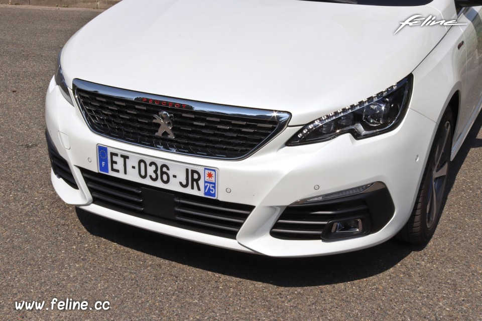 Photo bouclier avant Peugeot 308 II GT Line restylée (2018)