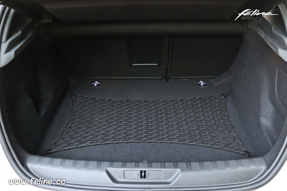 Photo coffre Peugeot 308 II GT Line restylée (2018)