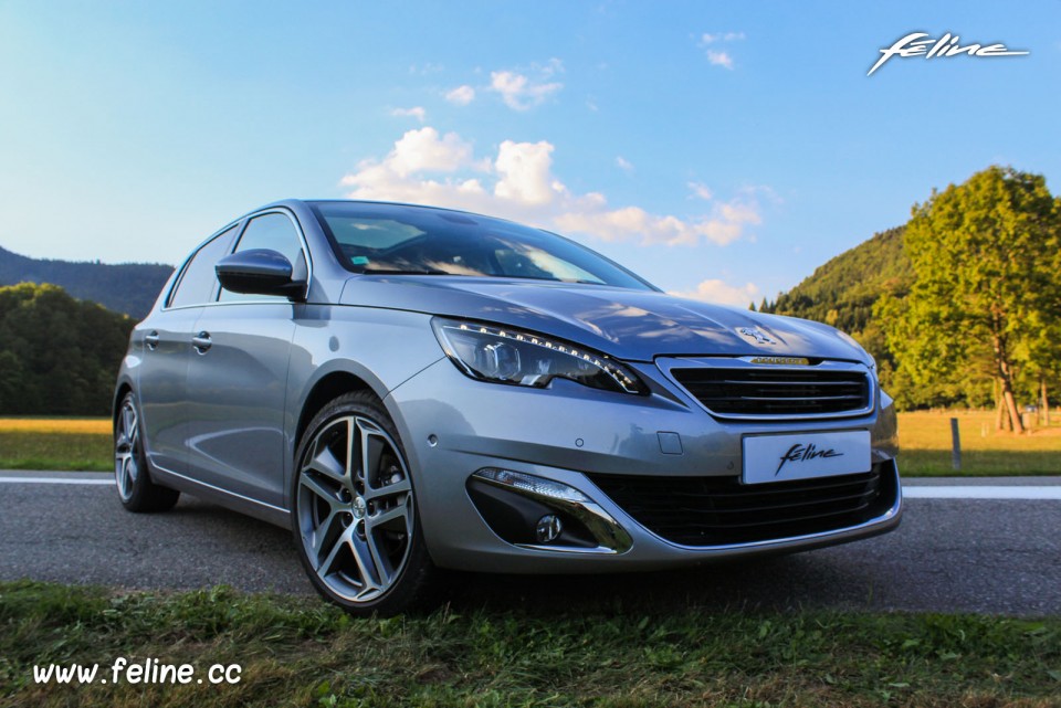 Photo 3/4 avant Peugeot 308 II Féline Gris Artense 1.6 e-HDi 115 -1-015